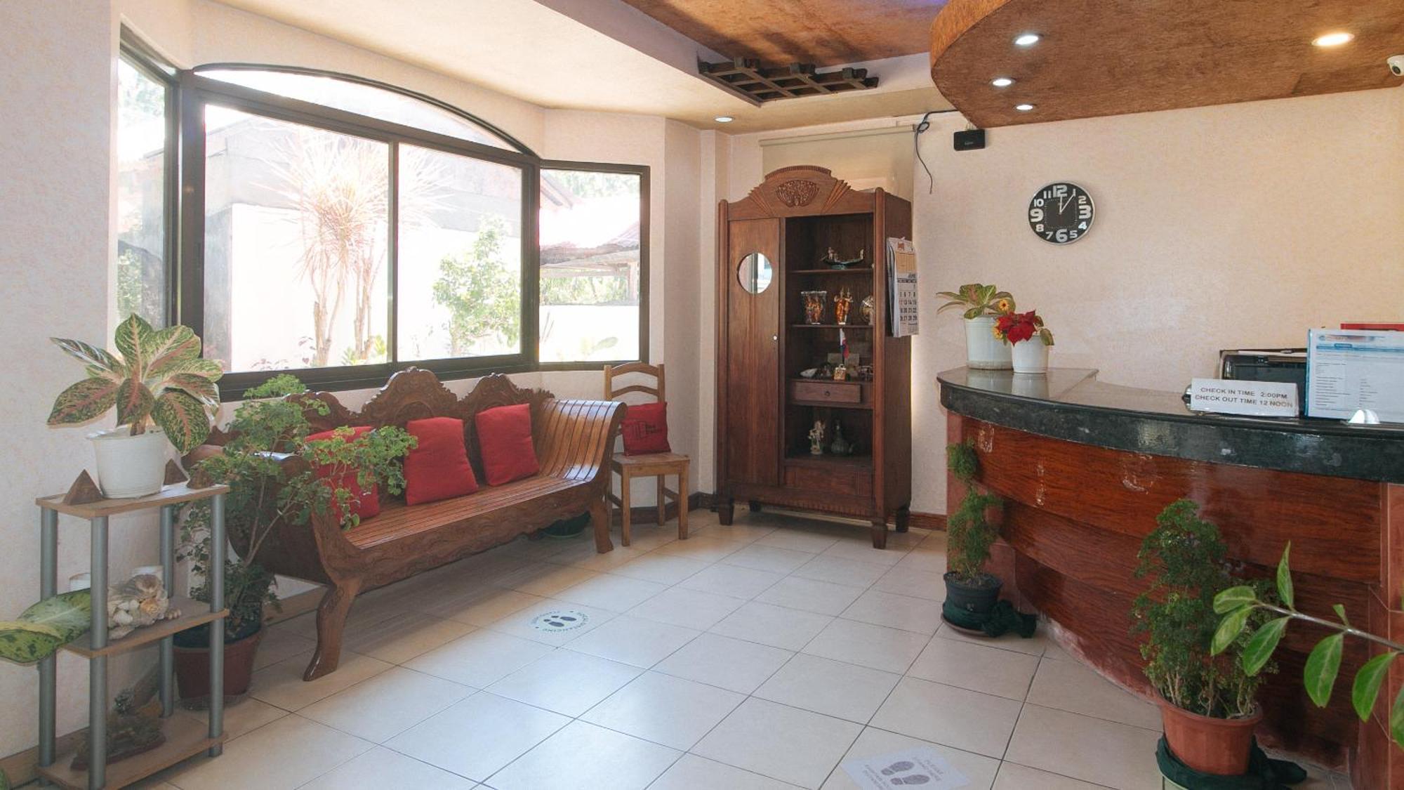 Reddoorz At Coco Grove Tourist Inn Đảo Đảo Panglao Ngoại thất bức ảnh